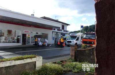 Gendarmes , SMUR, Pompiers à St Jean ce 30 Août