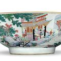 A large famille rose punchbowl, Early Qianlong period (1736-1795)