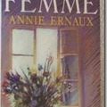 Une femme