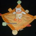 Doudou plat peluche ours Baby nat, orange jaune