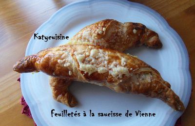 GRANDS FEUILLETES A LA SAUCISSE