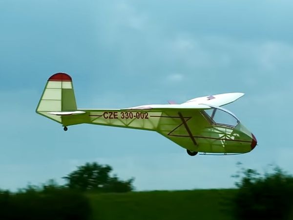 Le Doppelraab : un planeur école allemand de l’entre-deux-guerres.