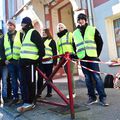 LES GILETS JAUNES S’EN PRENNENT AUX SERVICES PUBLICS MUNICIPAUX.