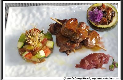 BROCHETTES D'ONGLET DE VEAU AU RATAFIA CHAMPENOIS, COURGETTES ET TOMATES EN DEUX FACONS