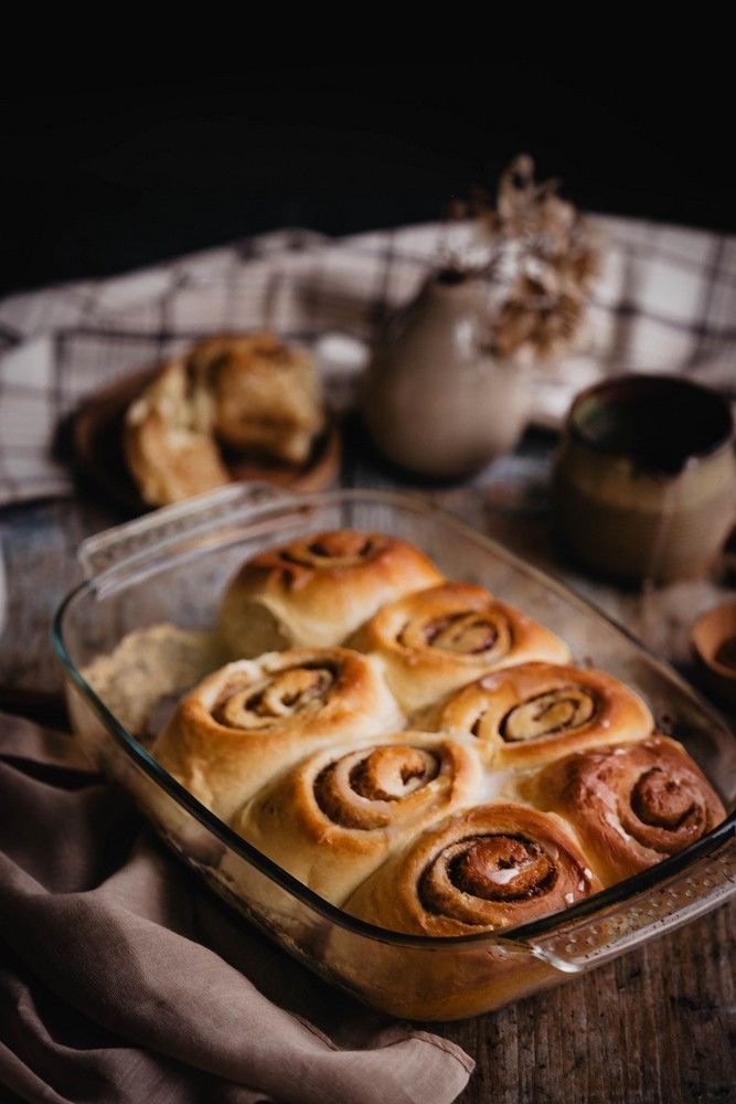 cinnamon rolls, roulés à la cannelle briochés, glacage royal, recette automne, facile, brioche à la cannelle
