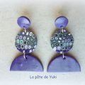 Boucles d'oreilles violettes