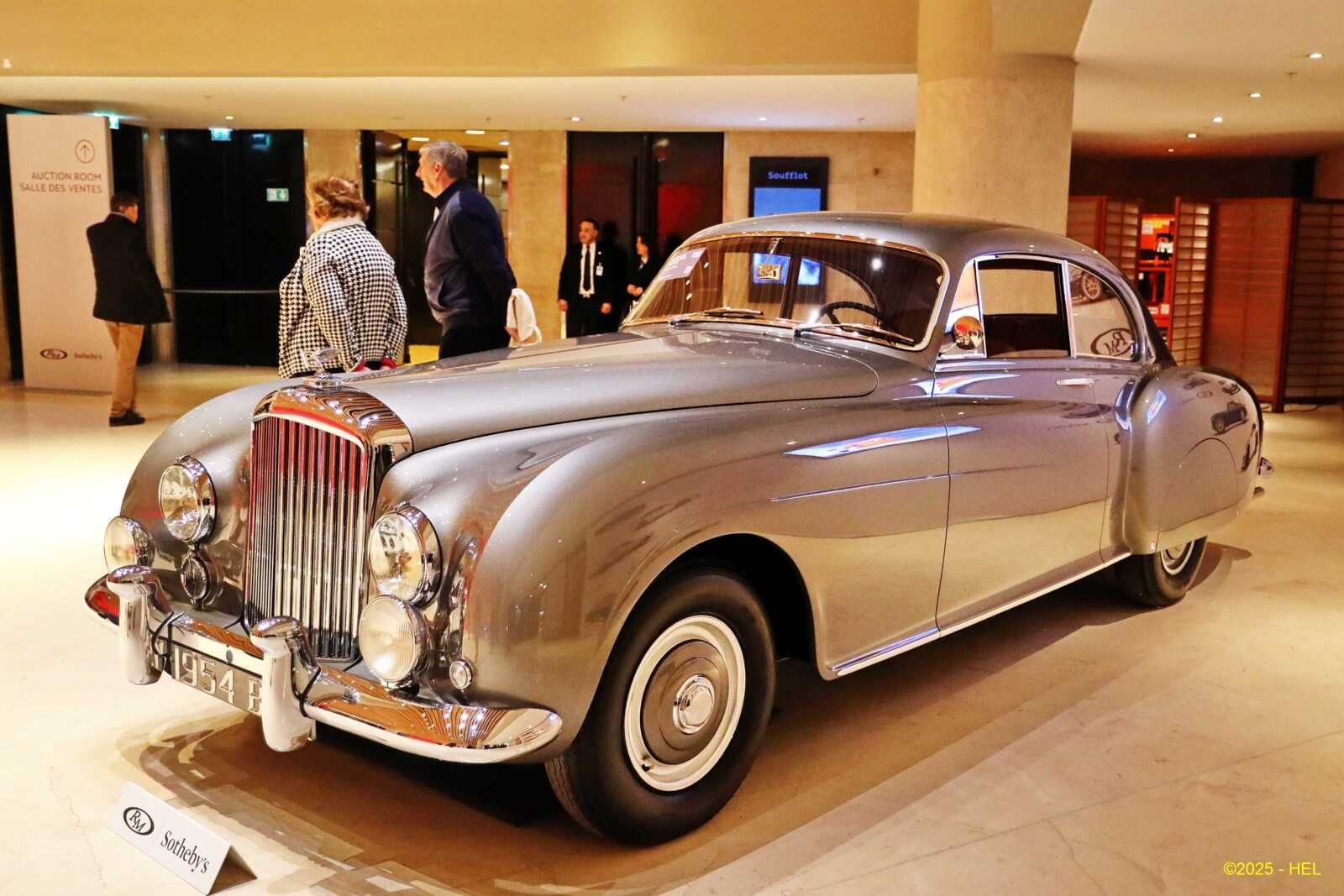 Bentley R Fastback Sport Saloon_01 - 1954 [UK] HL_GF