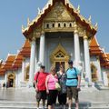 Family Canovas visite les temples 