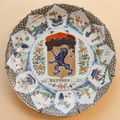  Coupe lobée en porcelaine aux armoiries du comté de Zutphen.  Epoque Kangxi 1700-1725