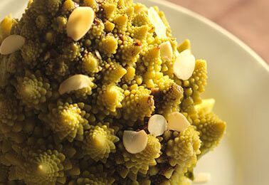CHOU ROMANESCO ET SA VINAIGRETTE ITALIENNE