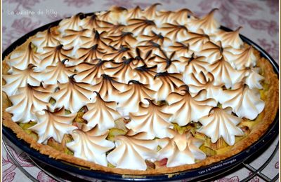 Tarte à la rhubarbe meringuée