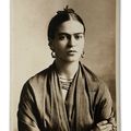 Frida Kahlo,une artiste incontournable, vue avec les 3° qui ont travaillé autour de l'autoportrait et l'autobiographie