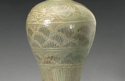 A buncheong-decorated celadon maebyong. Joseon Dynasty, 15th Century