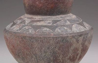 Jar, c. 1000 BCE, Thailand