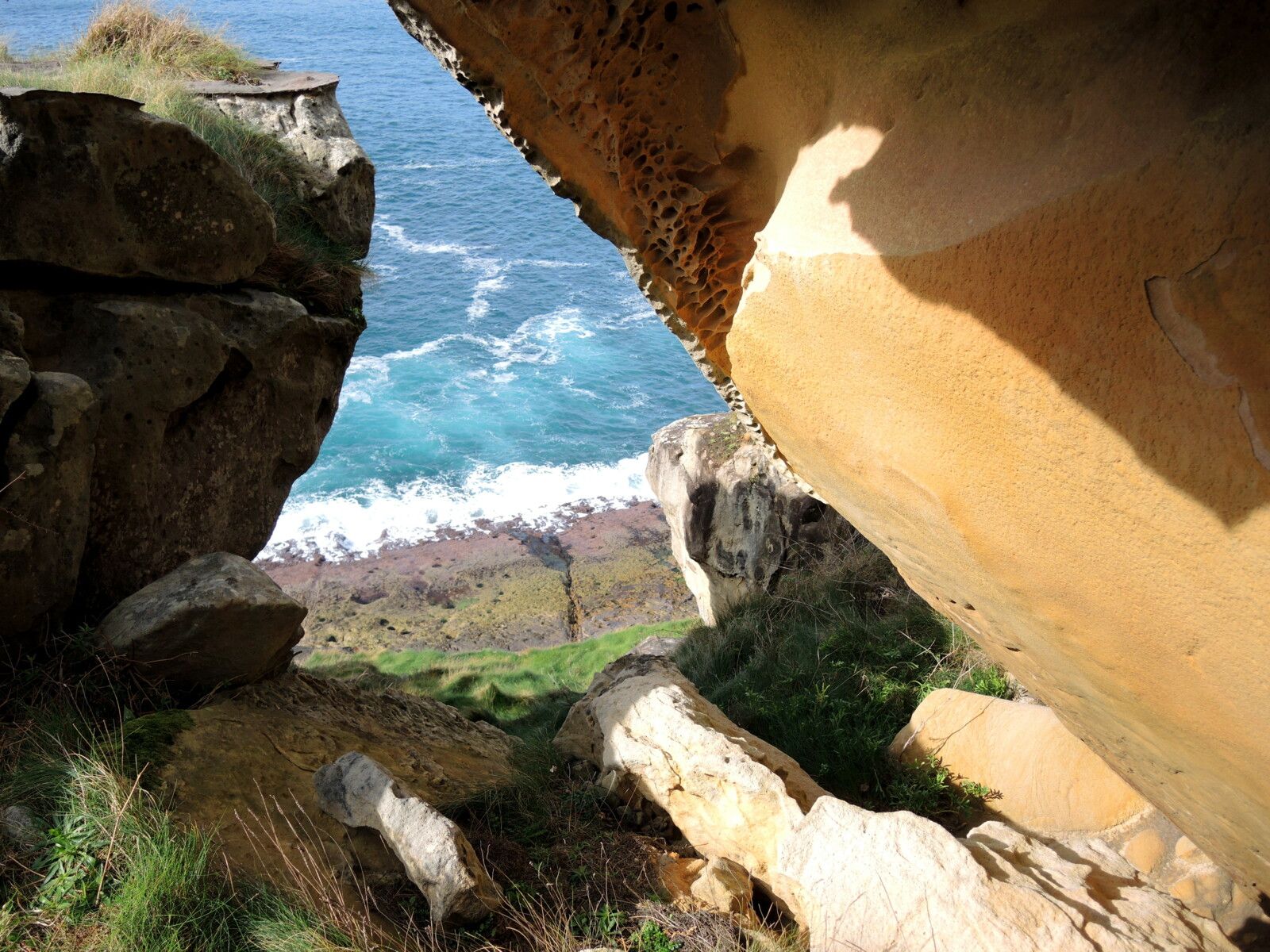 Vallée des couleurs, vallée de Labetxu, ouverture colorée. (Espagne)