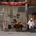 beijing, qianmen, coiffeur de rue