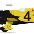 Le racer "Gee-Bee" exposé dans un musée aux USA (Springfield?) et une couverture de la revue  "POPULAR AVIATION". 