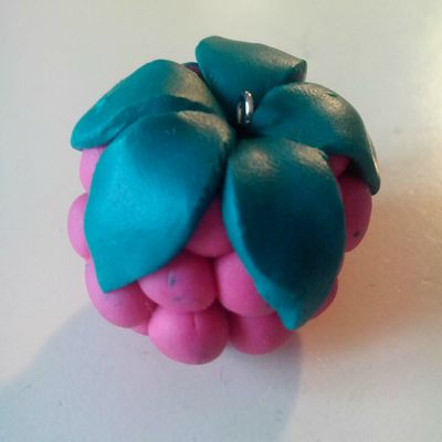 pendentif framboise 