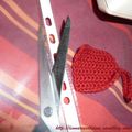 Calendrier de l'Avent - J 22 *** Étiquettes au crochet rouge pas pour mon Serial Crocheteuse !