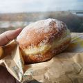 Berliner mit Marmelade versus Pączek