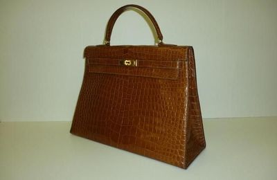 HERMES. Sac Kelly en crocodile