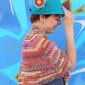 Châle multicolore au crochet - Multicolored crochet shawl