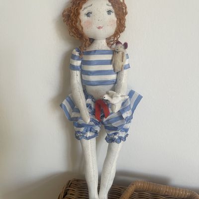 Amandine et le bel oiseau..(22cm)
