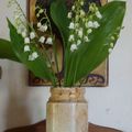 Un petit brin de muguet venu du jardin pour le