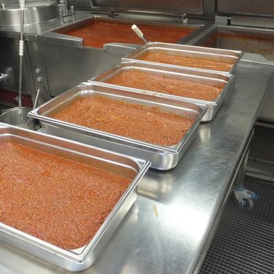 Aujourdhui lasagnes fabriquées sur place :