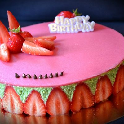 Fraisier crème pistache