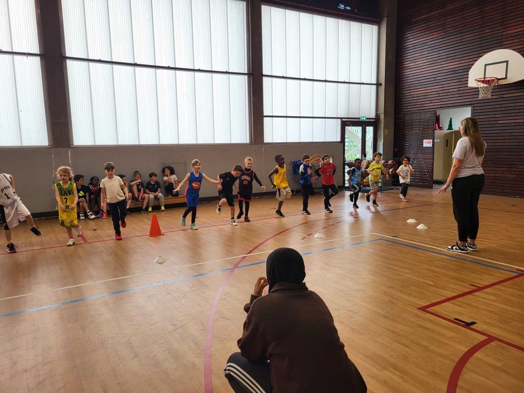 Pâques Koh Lanta à l'école de basket
