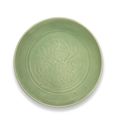 A large Longquan celadon-glazed dish, Early Ming Dynasty (1368-1644)