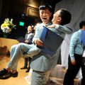 In West Hollywood, gay couples from China fulfill a dream: marriage