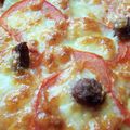pizza tomate-mozza