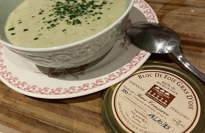 Velouté de poireaux au foie gras