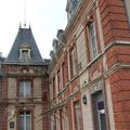 Patrimoine normand en PERIL à Evreux: le petit château de NAVARRE n'est plus menacé de démolition!