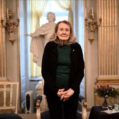 ANNIE ERNAUX DANS SON TEXTE