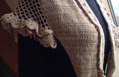 Boléro demi saison au crochet