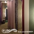 Les cabines d'essayages de Desigual en papier peint William Morris 💕