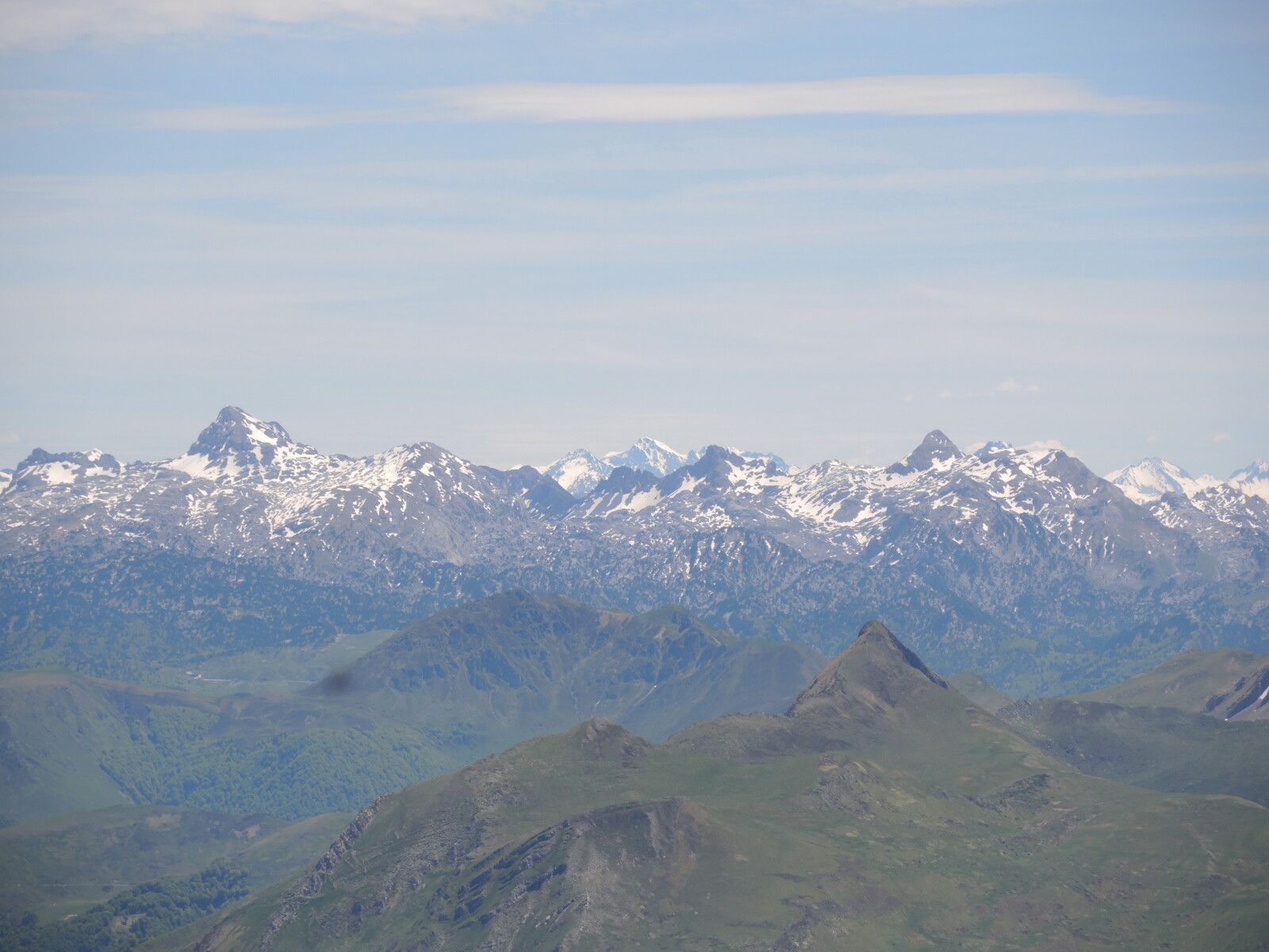 Pic d'Orhy, sommet, panorama sur les Pyrénées.. (64)