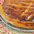 Galette amandes et pralines roses 