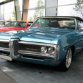 La Pontiac bonneville convertible