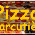- 1 pâte à pizza - 1 oignon - 2 tomates - 1/2