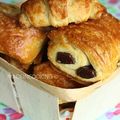 Croissants au beurre et pains au chocolat maison