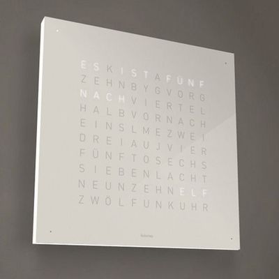 Qlock Two - Cadeau sympa n°1