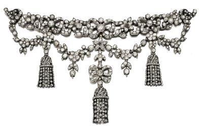 The jewellery collection of the late Michael Wellby makes three times estimate in £2.8 million sale 