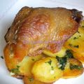 Confit de canard et pommes de terre sarladaises