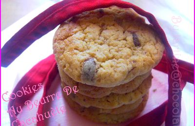 Cookies aux pépites de chocolat au lait et au beurre de cacahuètes crunchy