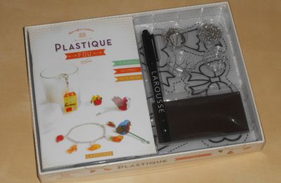 Occuper leurs petites mains avec le plastique fou !