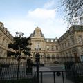 Le maire du 3eme arrondissement de Paris est-il tombé sur la tête ?